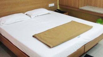Radhey Hotel, Malkapur 3